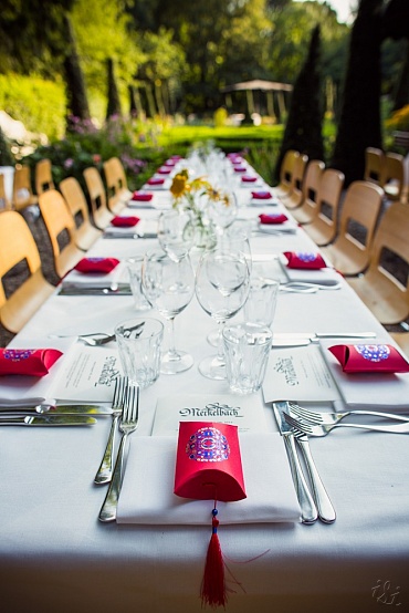 tuin gedekte tafel isiweddings